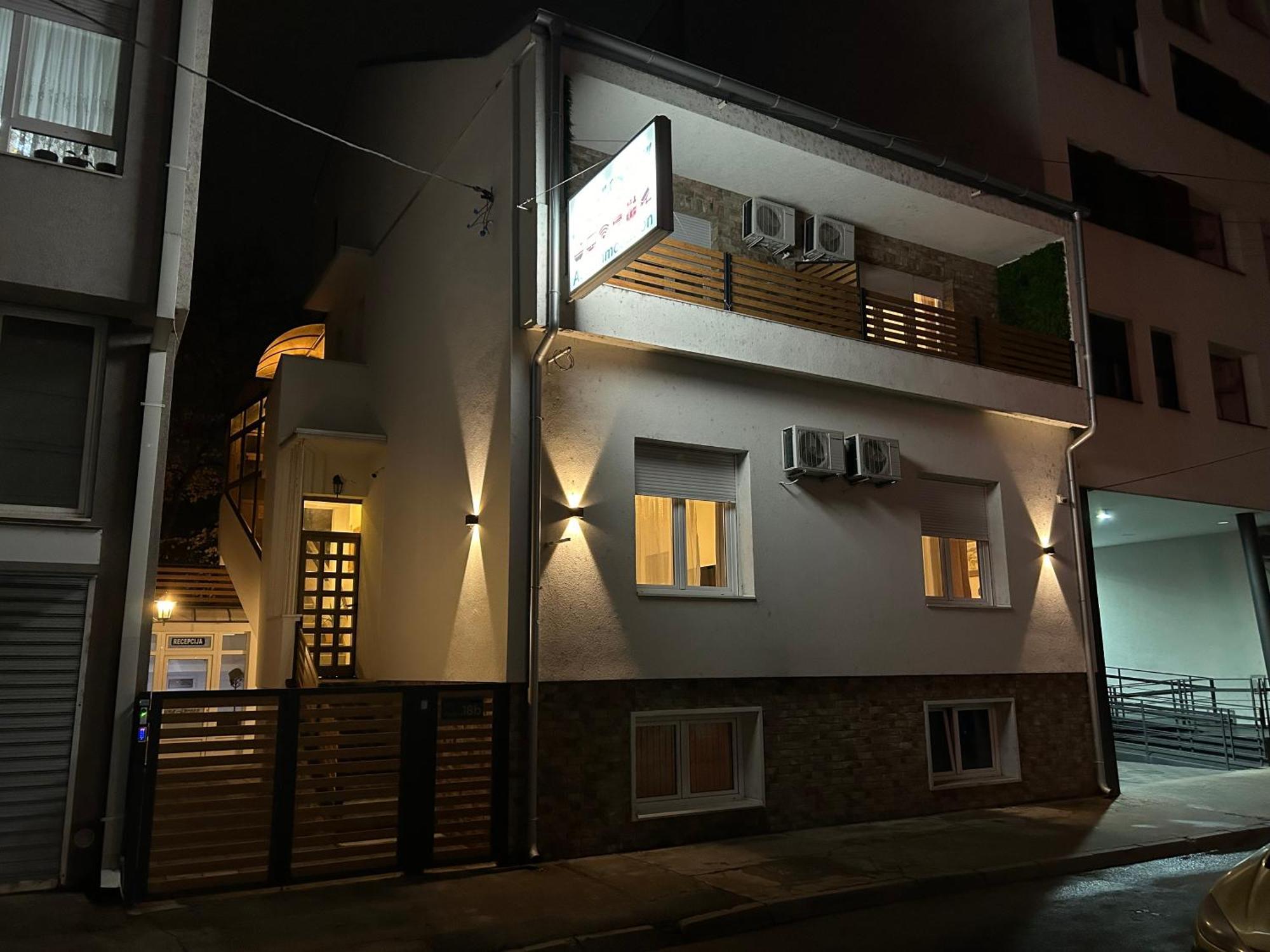 Laguna Green Guest House Ниш Экстерьер фото